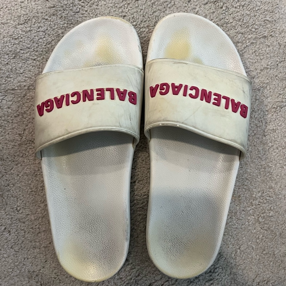 Balenciaga Pool Slides
